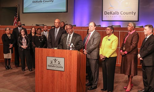 dekalb_Bus_green