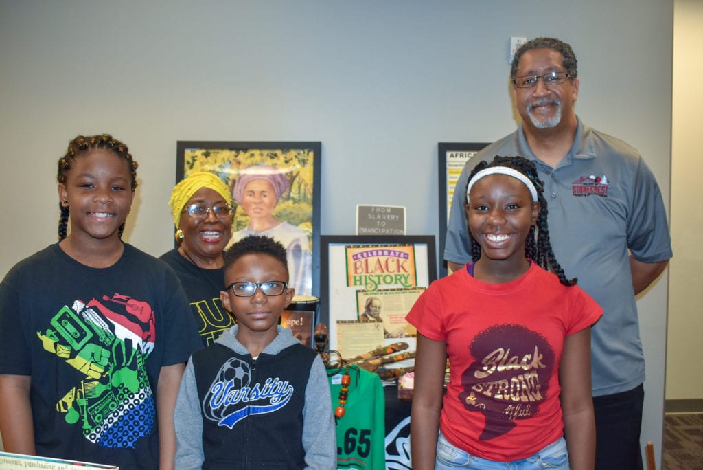 Mayor and kids at Juneteenth 2019